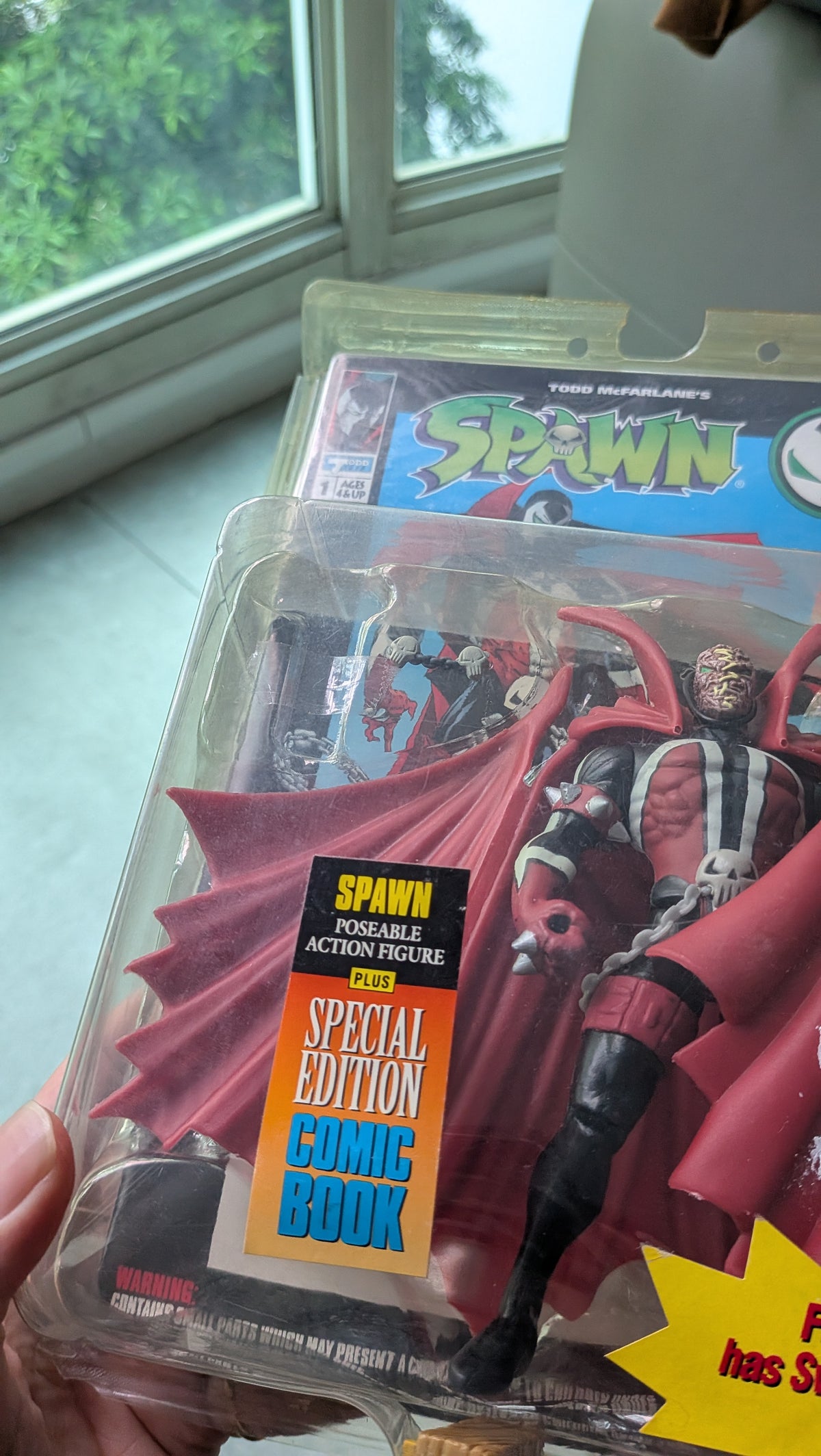 Todd Mcfarlane Spawn Figurine with Comic Book