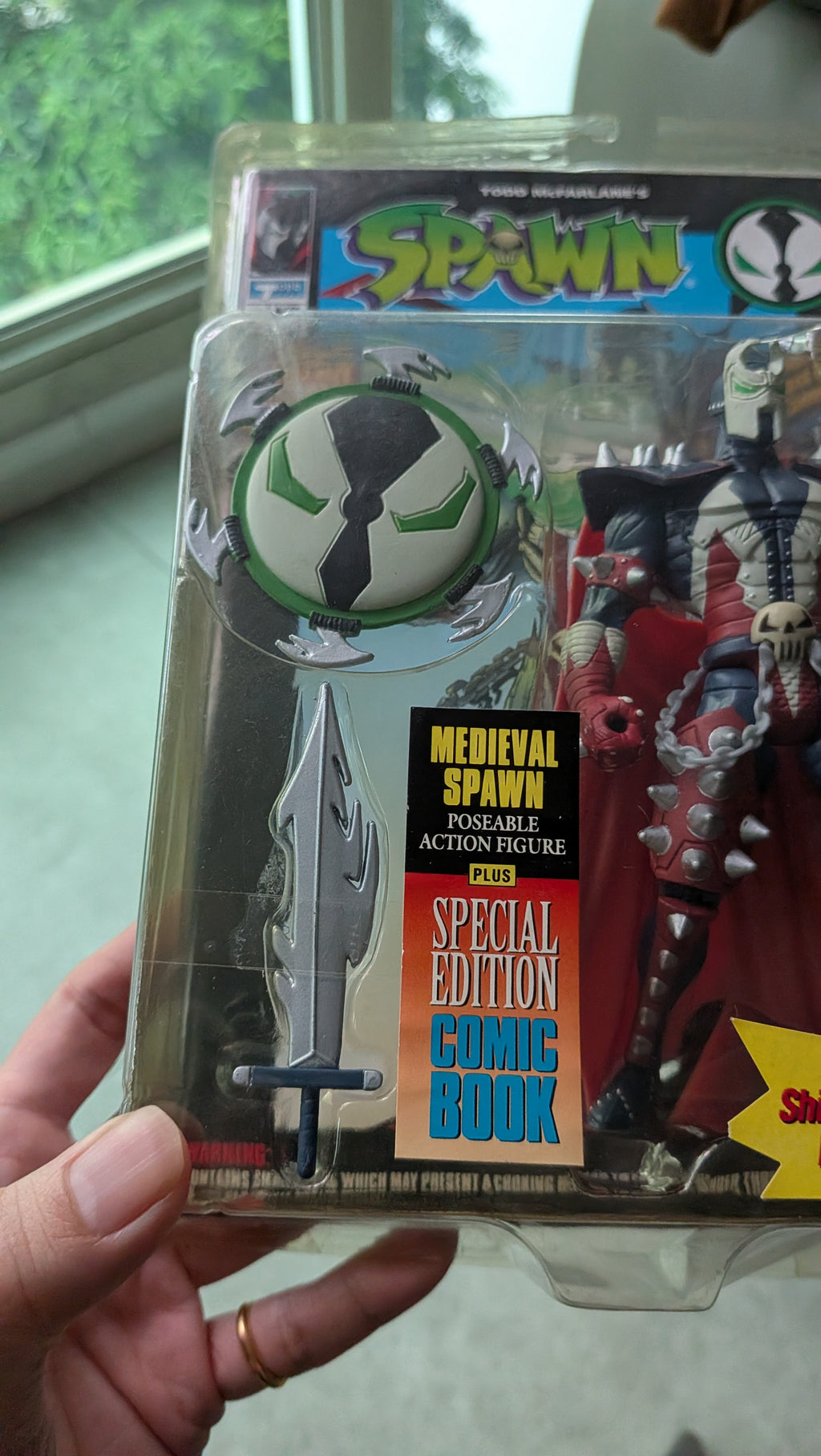 Todd Mcfarlane Medieval Spawn Figurine With Comic Book