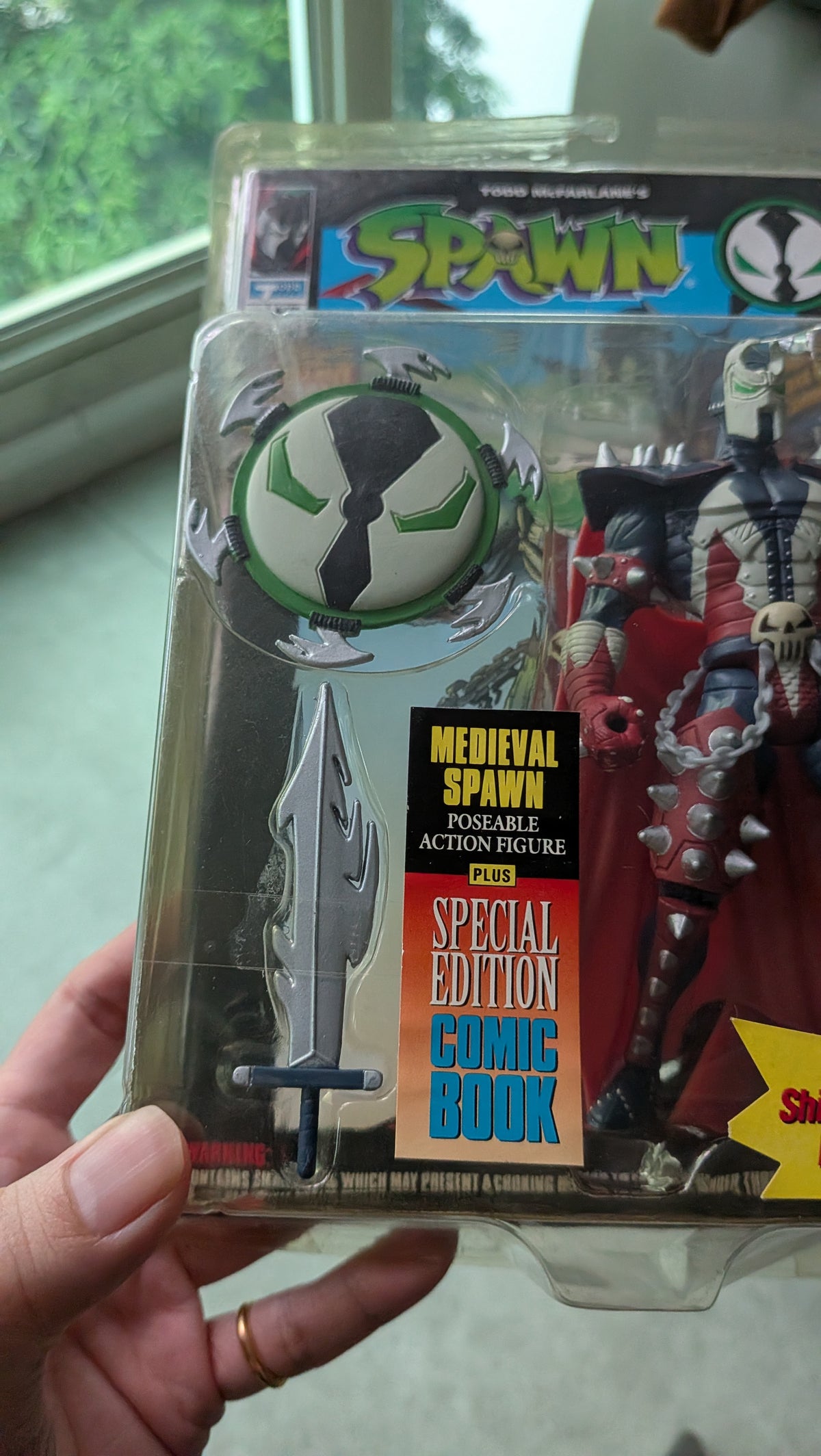 Todd Mcfarlane Medieval Spawn Figurine With Comic Book